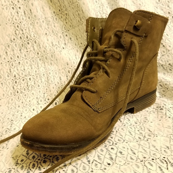 Crown Vintage Olive Green/Brown Lace-up Booties - Picture 2 of 8